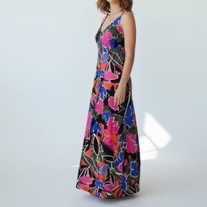 NWT Olivaceous Floral Maxi Dress in Size Small